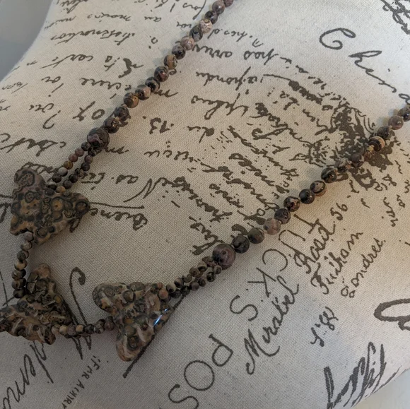 Tri - Butterfly Jasper Style Necklace NWT GOOD AS A MOTHERS DAY GIFT! 30" Brown - Picture 2 of 4